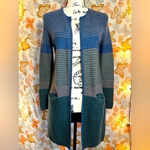 100% Merino Wool Talbots Cardigan Sweater Women’s‎ XS